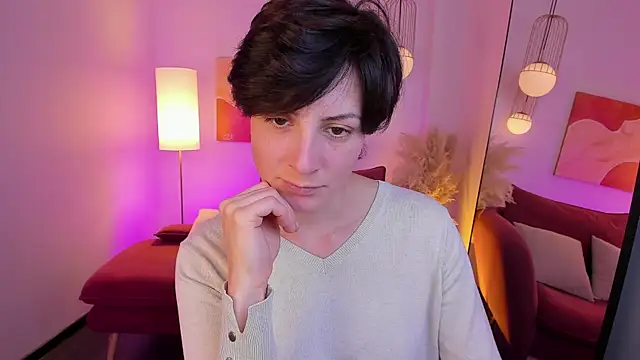 Snapshot of LorenDaze chatting on November 3, 2025, 7:13 am LorenDaze online show from November 3, 2025, 7:13 am