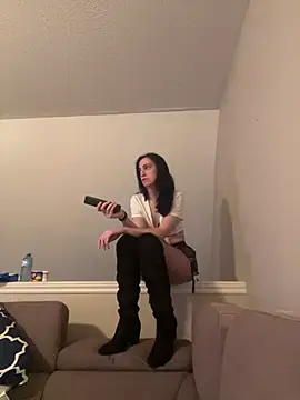 Snapshot of XXlolaXX chatting on January 12, 2025, 2:03 am XXlolaXX online show from January 12, 2025, 2:03 am