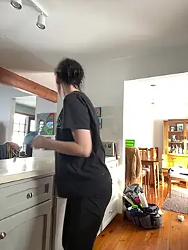 Snapshot of XXlolaXX chatting on January 20, 2025, 7:14 pm XXlolaXX online show from January 20, 2025, 7:14 pm