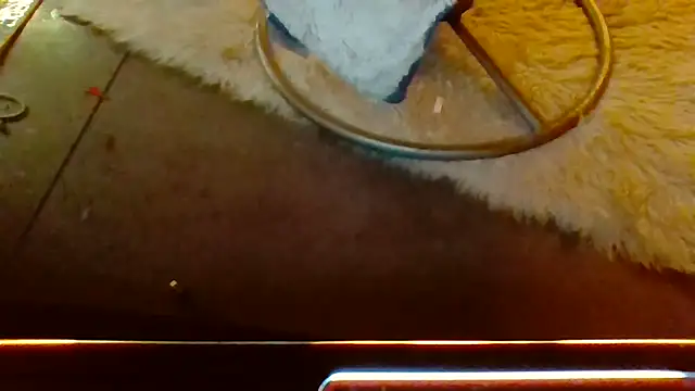 eatmeplease44 online show from October 28, 2025, 11:42 am