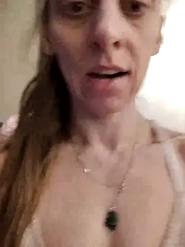 eatmeplease44 online show from December 14, 2025, 8:09 am