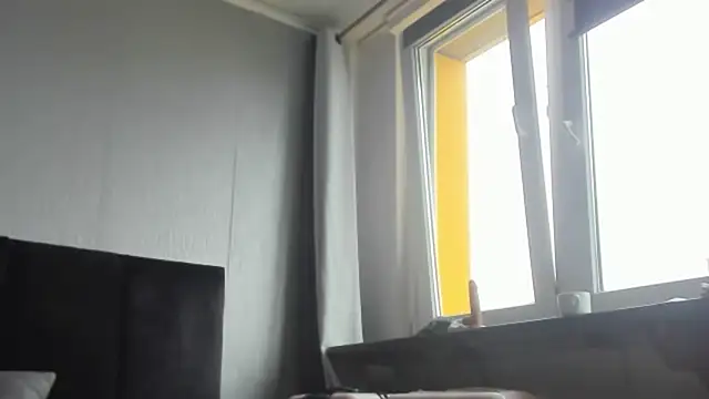 Snapshot of tamarapervert chatting on December 3, 2025, 9:09 am tamarapervert online show from December 3, 2025, 9:09 am