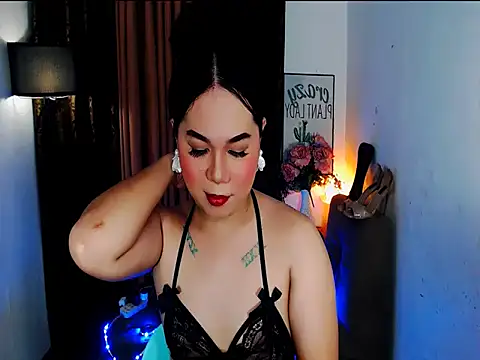 Snapshot of ELLIZABETHFORCUMXX chatting on June 23, 2026, 1:31 pm ELLIZABETHFORCUMXX online show from June 23, 2026, 1:31 pm
