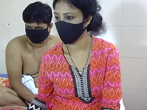 Indian Horny Wife online show from October 5, 2025, 9:11 am