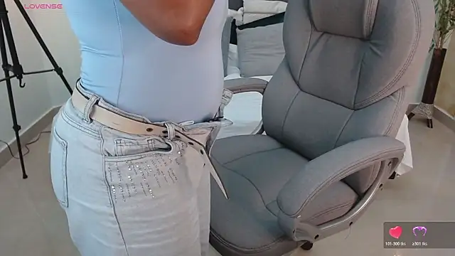 Snapshot of kimara_lion chatting on March 25, 2026, 11:14 pm kimara lion online show from March 25, 2026, 11:14 pm