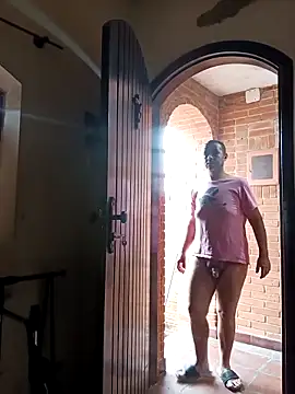 Snapshot of skypemarktt13 chatting on December 14, 2025, 11:16 am skypemarktt13 online show from December 14, 2025, 11:16 am