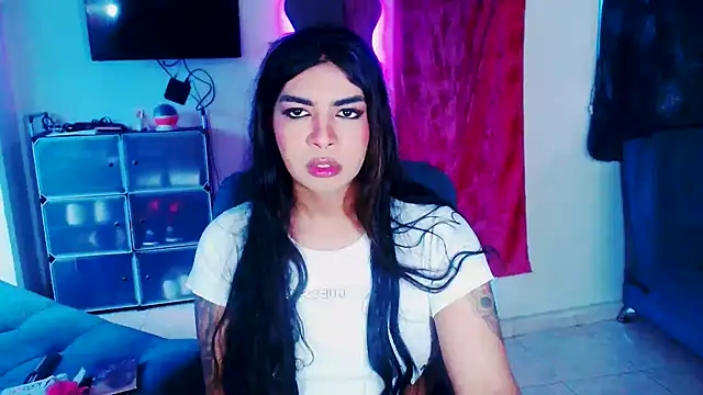violet bigcock774 online show from May 4, 2026, 12:52 pm