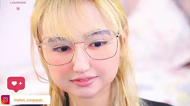 Pinkie Princes online show from February 1, 2026, 4:55 am