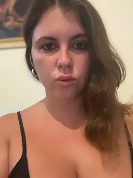 Snapshot of Samantha_official chatting on June 22, 2026, 7:38 am Samantha official online show from June 22, 2026, 7:38 am