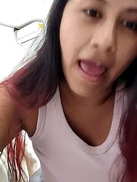 Karlagonzales  online show from June 30, 2026, 6:52 pm