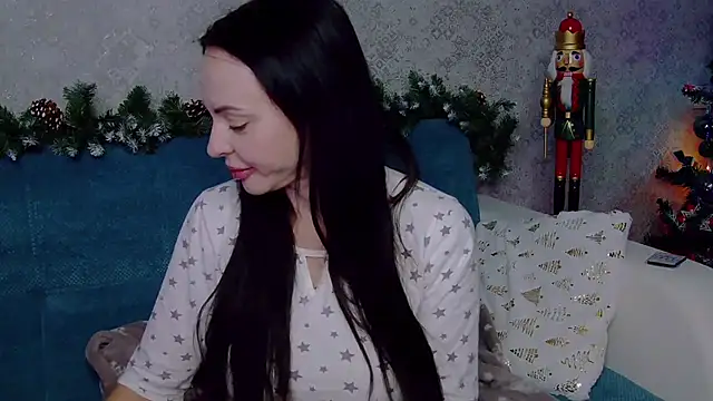 Brilliant Doll online show from January 18, 2026, 2:37 am