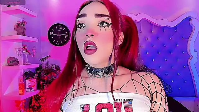 LeyXandrabraz online show from April 24, 2026, 10:56 pm