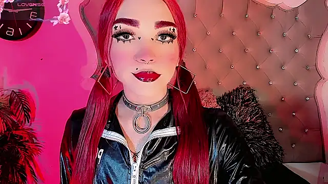 LeyXandrabraz online show from May 3, 2026, 8:45 pm