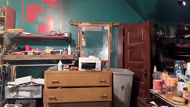 charactrzero online show from February 5, 2026, 2:29 am