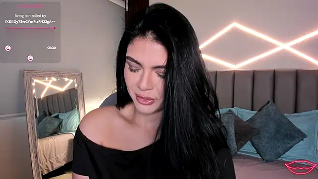 Veronicalanx1 online show from April 29, 2026, 11:47 am