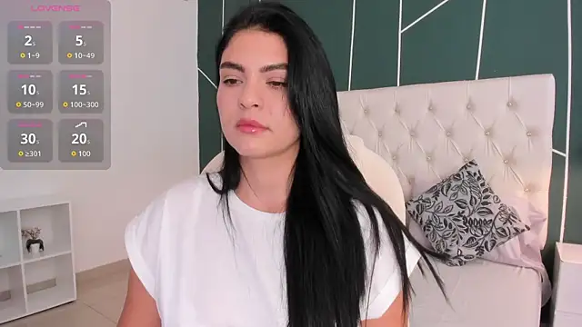 Snapshot of Veronicalanx1 chatting on November 26, 2025, 12:38 pm Veronicalanx1 online show from November 26, 2025, 12:38 pm