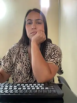 Snapshot of kendall_52 chatting on April 10, 2026, 4:14 pm kendall 52 online show from April 10, 2026, 4:14 pm