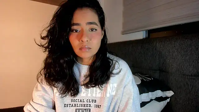 Snapshot of valeryvegas_2 chatting on November 28, 2025, 1:39 am valeryvegas 2 online show from November 28, 2025, 1:39 am