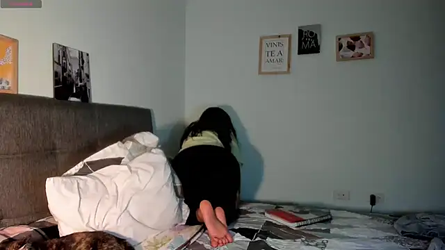 Snapshot of valeryvegas_2 chatting on October 7, 2025, 3:29 am valeryvegas 2 online show from October 7, 2025, 3:29 am