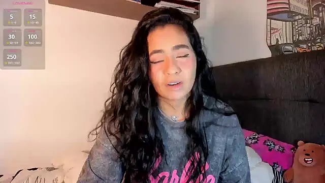 Snapshot of valeryvegas_2 chatting on October 22, 2025, 1:38 am valeryvegas 2 online show from October 22, 2025, 1:38 am