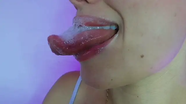 lisbet21x online show from July 29, 2026, 9:14 pm