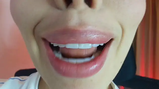 lisbet21x online show from July 21, 2026, 8:32 pm