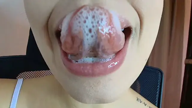 Snapshot of lisbet21x chatting on March 13, 2026, 4:34 pm lisbet21x online show from March 13, 2026, 4:34 pm