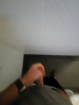 Snapshot of Dolceporco19 chatting on April 7, 2026, 4:42 pm Dolceporco19 online show from April 7, 2026, 4:42 pm