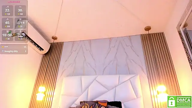 cinthya11 online show from January 29, 2025, 10:32 pm