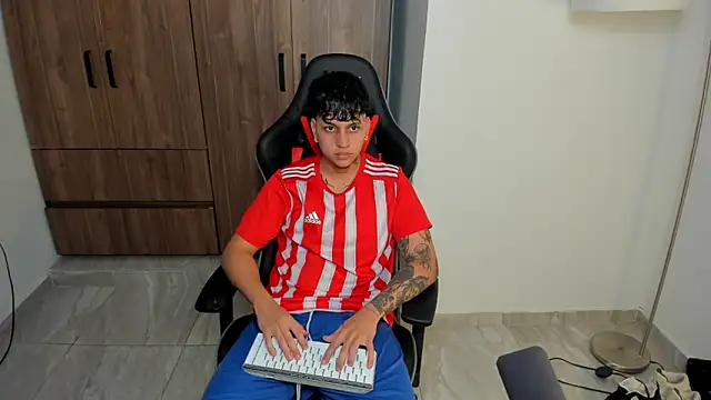 Jake simons online show from October 22, 2025, 12:04 pm