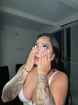 Nattasha Brown online show from November 16, 2025, 9:58 am