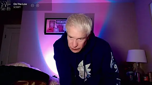 Snapshot of Snarfle82 chatting on December 5, 2025, 6:23 am Snarfle82 online show from December 5, 2025, 6:23 am