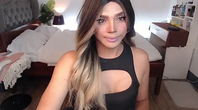 Snapshot of liaa_lurrecams chatting on March 19, 2025, 9:05 pm liaa lurrecams online show from March 19, 2025, 9:05 pm