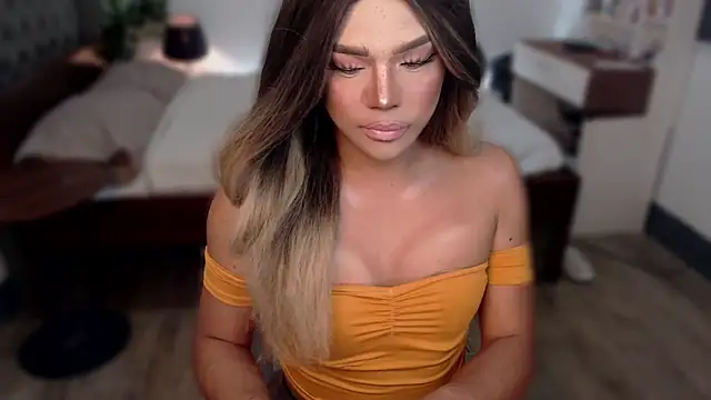 Snapshot of liaa_lurrecams chatting on April 24, 2026, 4:14 am liaa lurrecams online show from April 24, 2026, 4:14 am