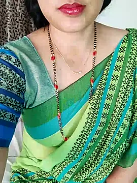 Snapshot of Indian_desi_wife chatting on March 18, 2025, 5:01 pm Indian desi wife online show from March 18, 2025, 5:01 pm