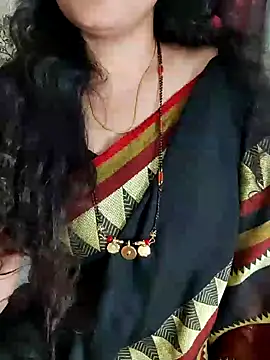 Snapshot of Indian_desi_wife chatting on January 7, 2025, 3:44 pm Indian desi wife online show from January 7, 2025, 3:44 pm