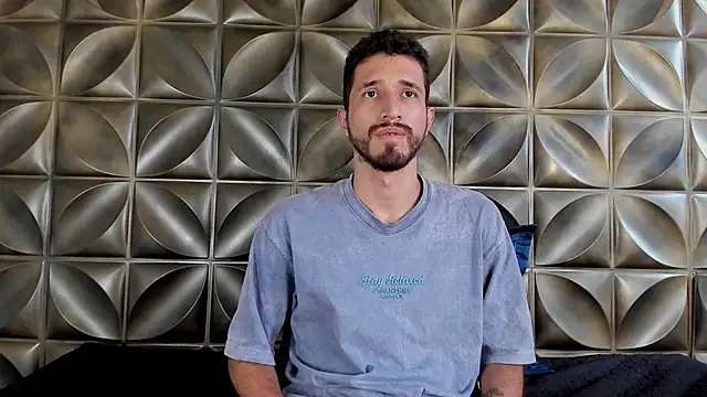 sam bisex online show from April 5, 2026, 4:13 pm