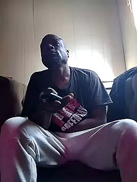 Snapshot of Daddy_hook chatting on February 15, 2025, 7:06 pm Daddy hook online show from February 15, 2025, 7:06 pm