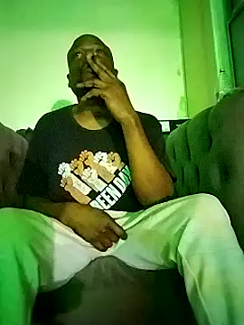 Snapshot of Daddy_hook chatting on February 15, 2025, 4:03 am Daddy hook online show from February 15, 2025, 4:03 am