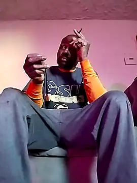 Snapshot of Daddy_hook chatting on February 20, 2025, 1:03 am Daddy hook online show from February 20, 2025, 1:03 am