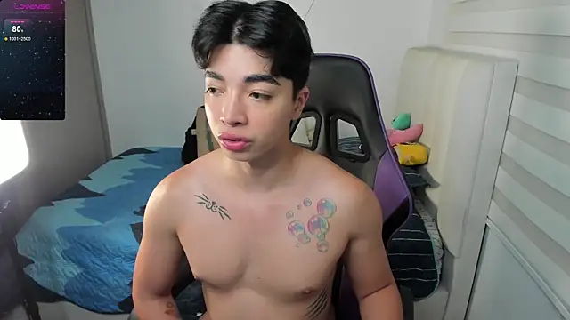 Snapshot of santy7v7 chatting on October 16, 2025, 1:19 pm santy7v7 online show from October 16, 2025, 1:19 pm