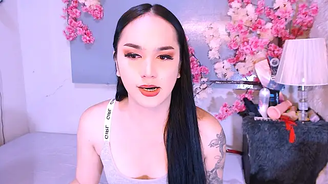 Snapshot of Oriental_Tiara chatting on December 14, 2025, 11:27 am Oriental Tiara online show from December 14, 2025, 11:27 am