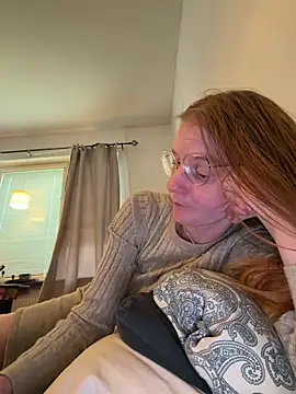 Snapshot of jannis1992 chatting on June 4, 2026, 2:33 pm jannis1992 online show from June 4, 2026, 2:33 pm