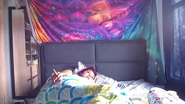 Snapshot of Alexxx_andr4 chatting on October 29, 2025, 1:21 pm Alexxx andr4 online show from October 29, 2025, 1:21 pm