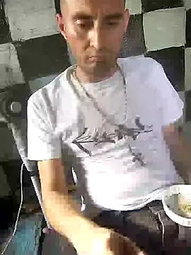 Wero4200 online show from June 6, 2026, 7:19 pm