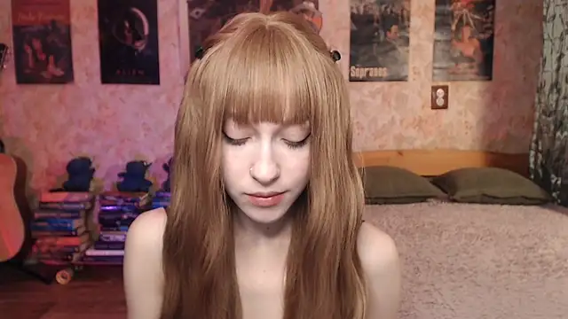 Friendly Ellie online show from February 1, 2026, 12:20 am