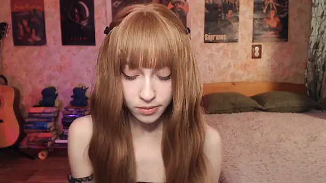 Friendly Ellie online show from December 14, 2025, 12:28 am