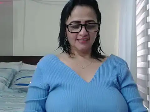 ISABEEL SOFIA01 online show from February 22, 2025, 3:14 pm