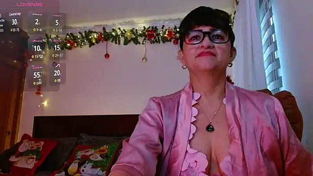 Snapshot of ISABEEL_SOFIA01 chatting on November 23, 2025, 11:09 am ISABEEL SOFIA01 online show from November 23, 2025, 11:09 am