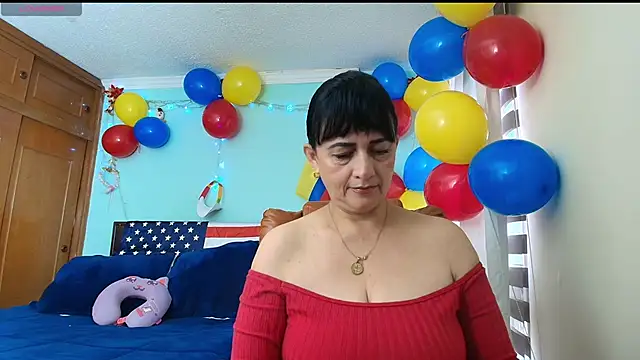 ISABEEL SOFIA01 online show from June 21, 2026, 12:00 pm